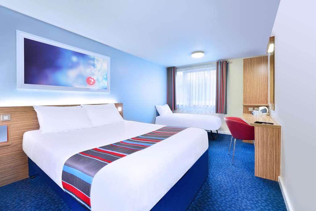 Travelodge Colwyn Bay Олд Колвин Номер фото