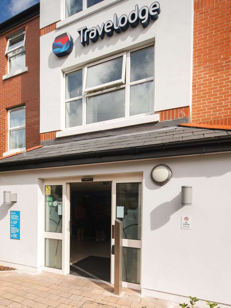 Travelodge Colwyn Bay Олд Колвин Экстерьер фото