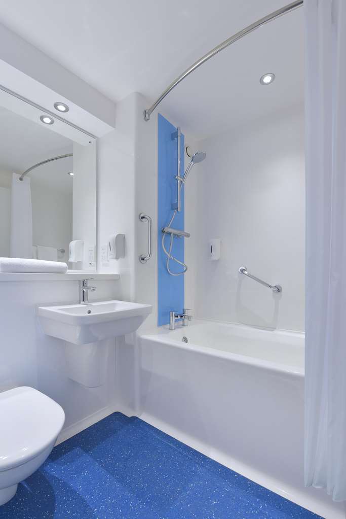 Travelodge Colwyn Bay Олд Колвин Номер фото